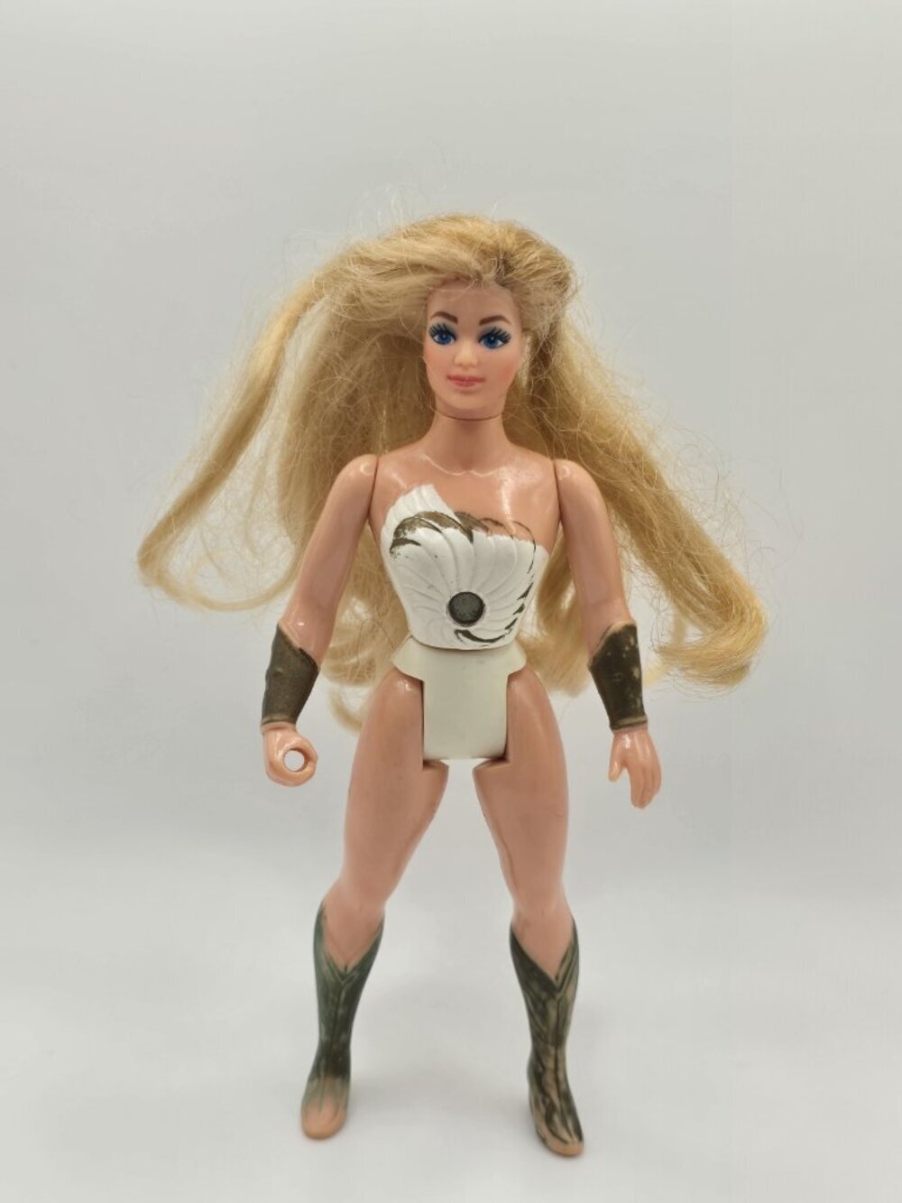 Vintage Mattel 1984 She-Ra Adora Princess of Power Doll Action Figure 5.5"